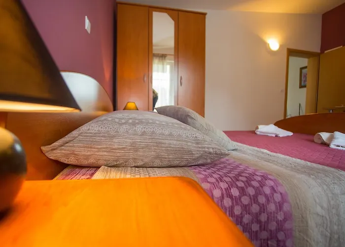 Ivan דירה מאקרסקה